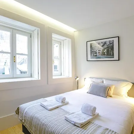Apartment Lovelystay - Taipas Studio With Ac *