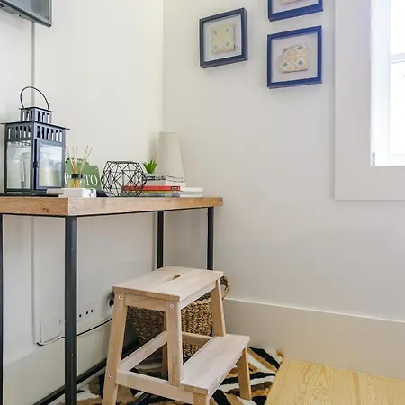 Lovelystay - Taipas Studio With Ac Appartamento Oporto
