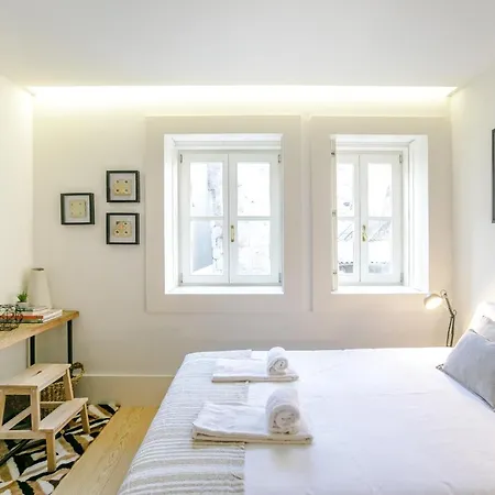 Apartment Lovelystay - Taipas Studio With Ac Porto